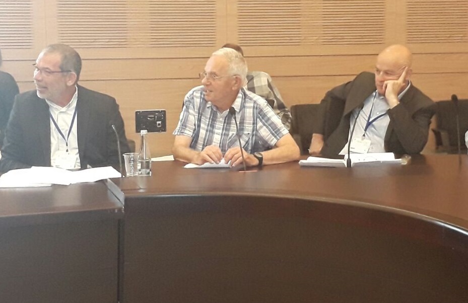 חתן פרס ישראל להתיישבות, יהודה הראל, בוועדת הכספים