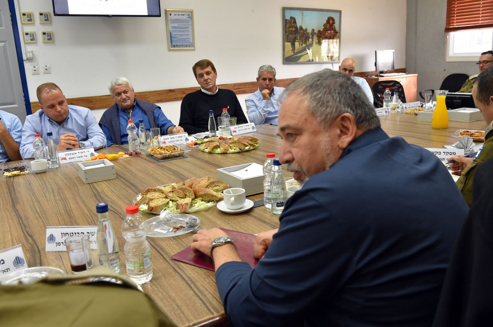 שר הבטחון בעוטף: באתי לכאן כדי להתחזק. מעריץ את התושבים באזור