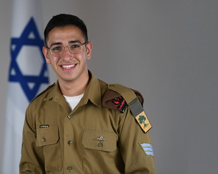 שחר צלח 