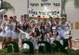 קומונת אהבה מחופשים לחייזרים בפורים חלל